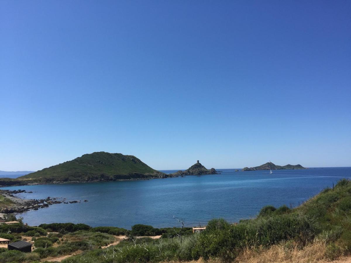 Ajaccio magnifique T2 37m2 centre ville vue mer au bord de la plage Neuf 4 couchages balcon parking privé fermé Clim wifi Exterior foto