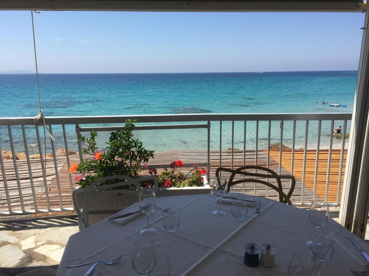 Ajaccio magnifique T2 37m2 centre ville vue mer au bord de la plage Neuf 4 couchages balcon parking privé fermé Clim wifi Exterior foto
